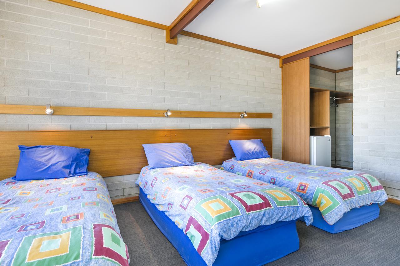 Nullarbor Roadhouse Hotel Exterior foto