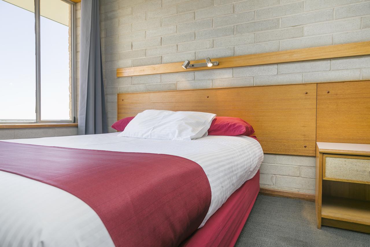 Nullarbor Roadhouse Hotel Exterior foto