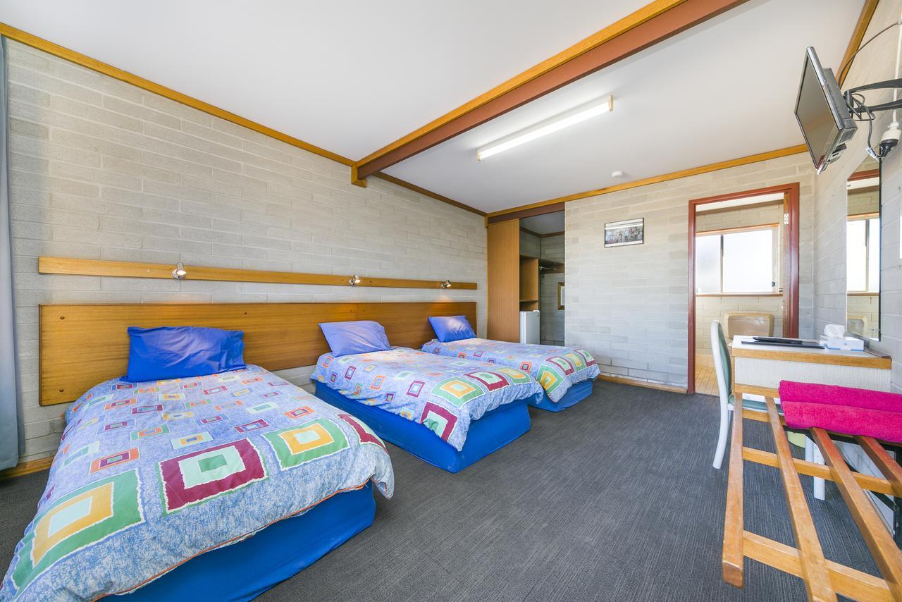Nullarbor Roadhouse Hotel Exterior foto